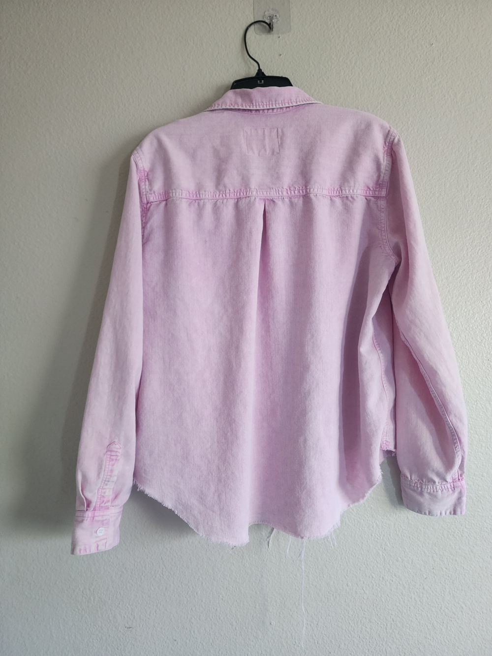 Rails Pink Ingrid Acid Wash Raw Hem Button Down Shirt Large - Picture 7 of 8